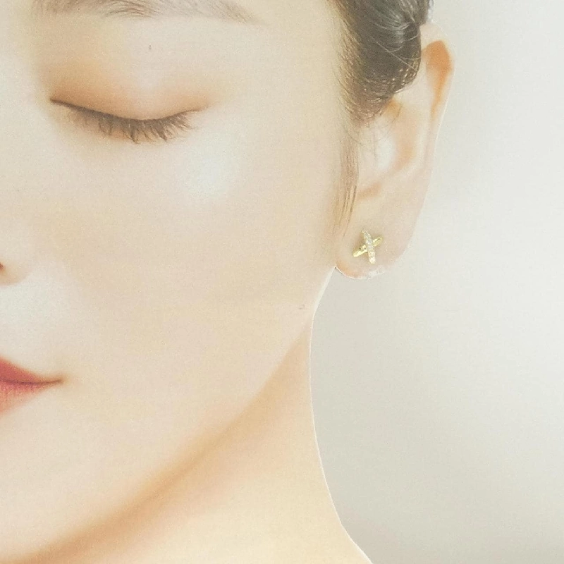 K18YG Bông tai kim cương 0.18CT - Hàng hiệu Chính hãng 865067