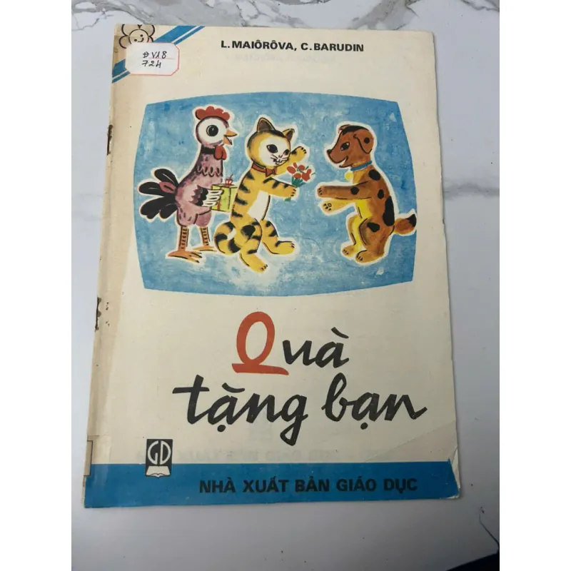 Quà Tặng Bạn - truyện tranh, khổ to- L. Maiorova, C. Barudin - Sách Thiếu nhi 705898