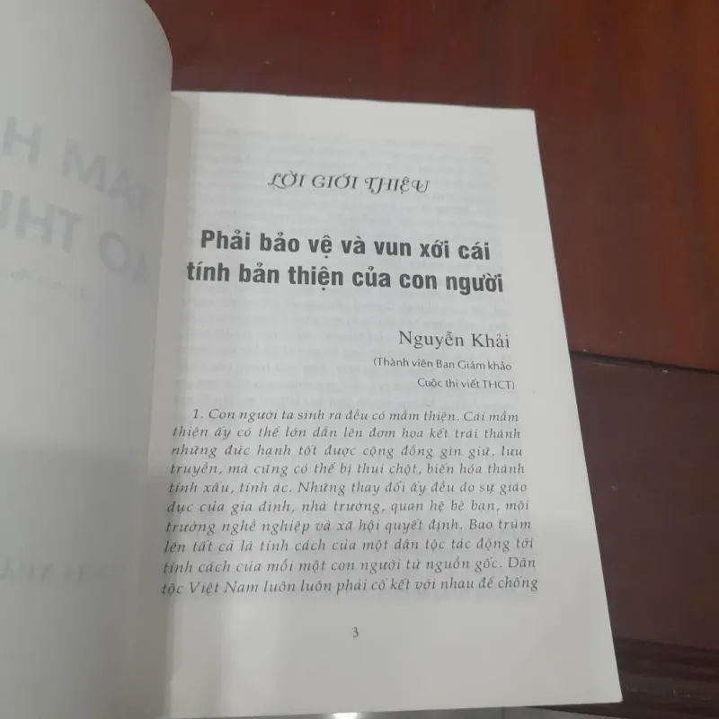 TÂM HỒN CAO THƯỢNG (tuyển chọn từ cuộc thi viết báo tuổi trẻ) 1030686