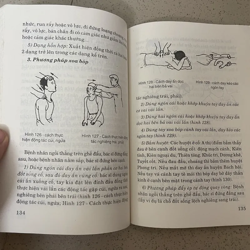 Combo 2 sách xoa bóp thuốc Nam & Trung y- So sánh hai nền y học Á Đông 715156