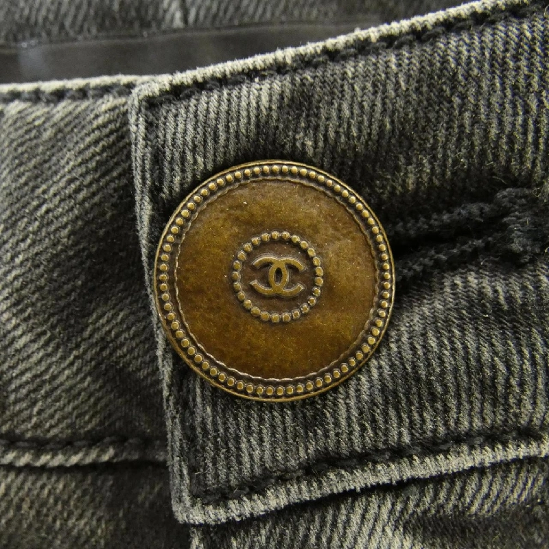 CHANEL P56067V42237 Jeans - Hàng hiệu Authentic 817951