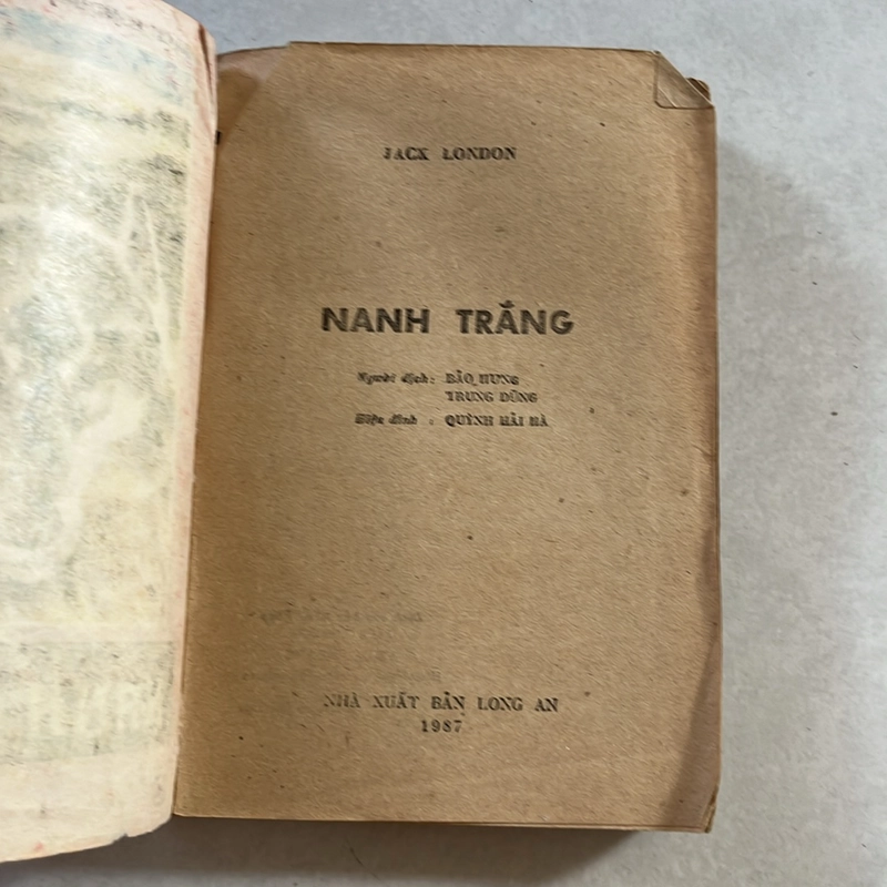 Nanh Trắng — Jack London — 1987s 497646