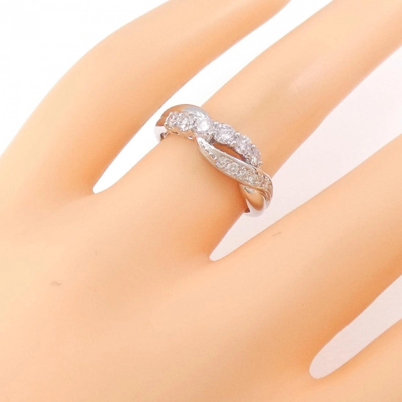 Nhẫn kim cương hồng PT 0.45CT 672218