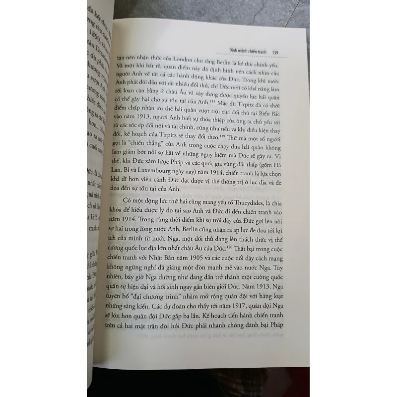 ĐỊNH MỆNH CHIẾN TRANH - NGUYỄN THẾ PHƯƠNG 739217