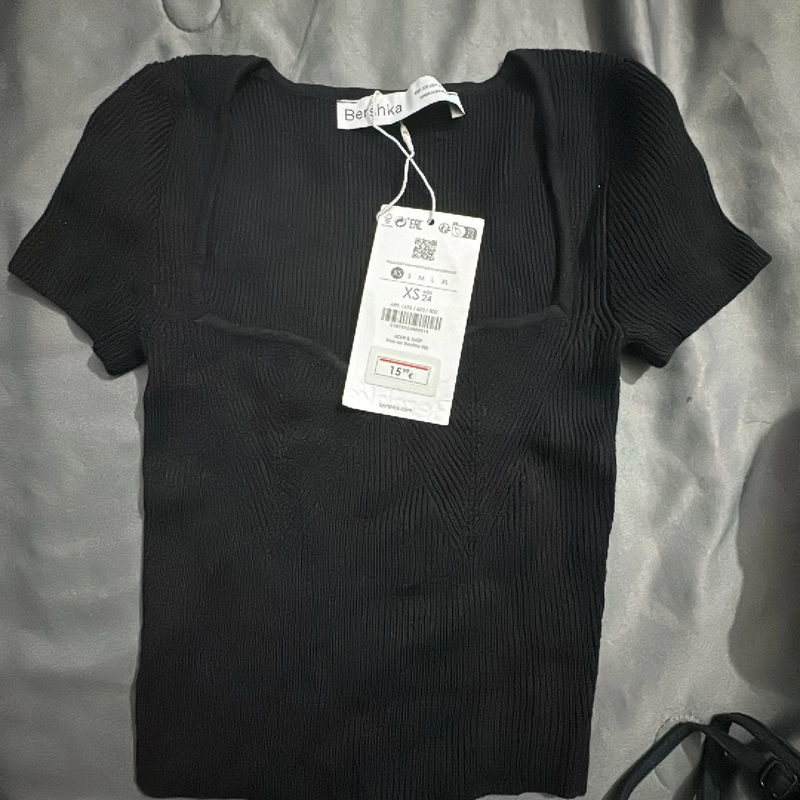 Áo thun bershka new tag  338541