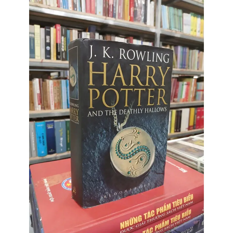 HARRY POTTER AND THE DEATHLY HALLOWS (HARRY POTTER VÀ BẢO BỐI TỬ THẦN) - J. K. ROWLING 996383