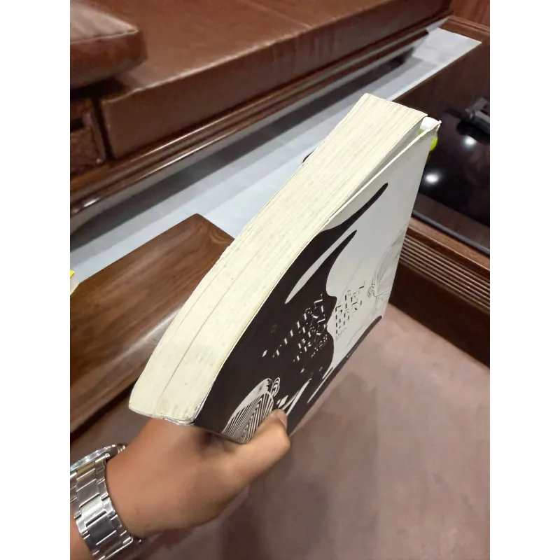 Thiên Tài Bên Trái, Kẻ Điên Bên Phải – Cao Minh- K5 1035676