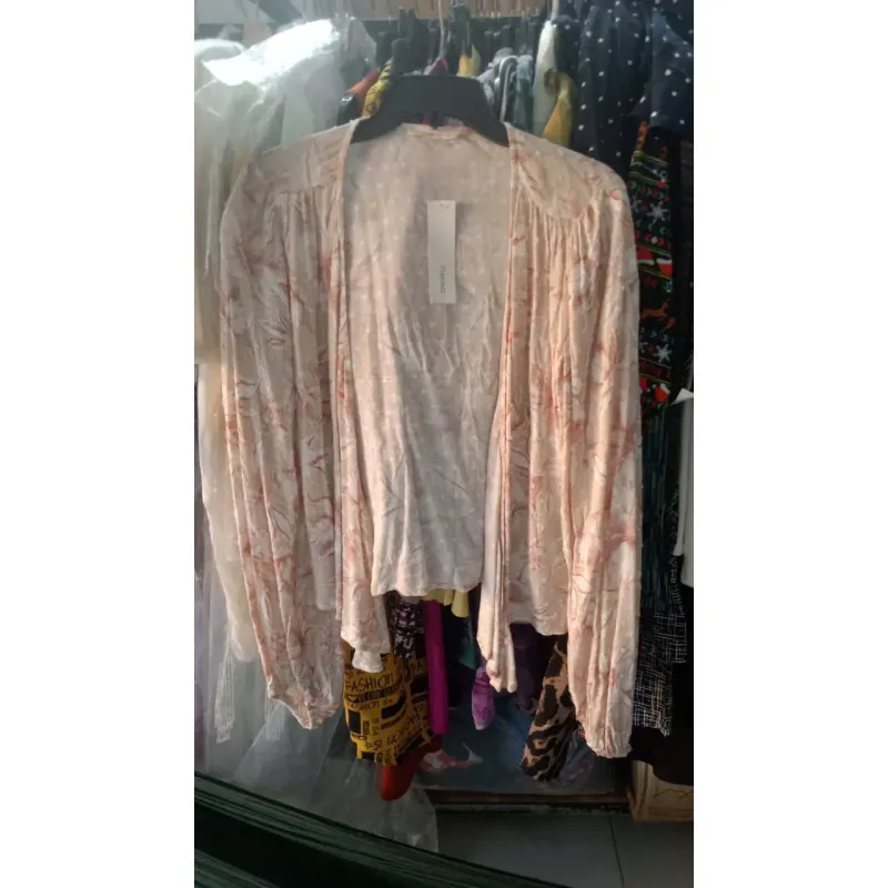 Áo khoát và áo thun đồng giá 20k 1003514