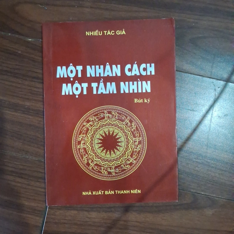 Một nhân cách, mộ tầm nhìn 510139