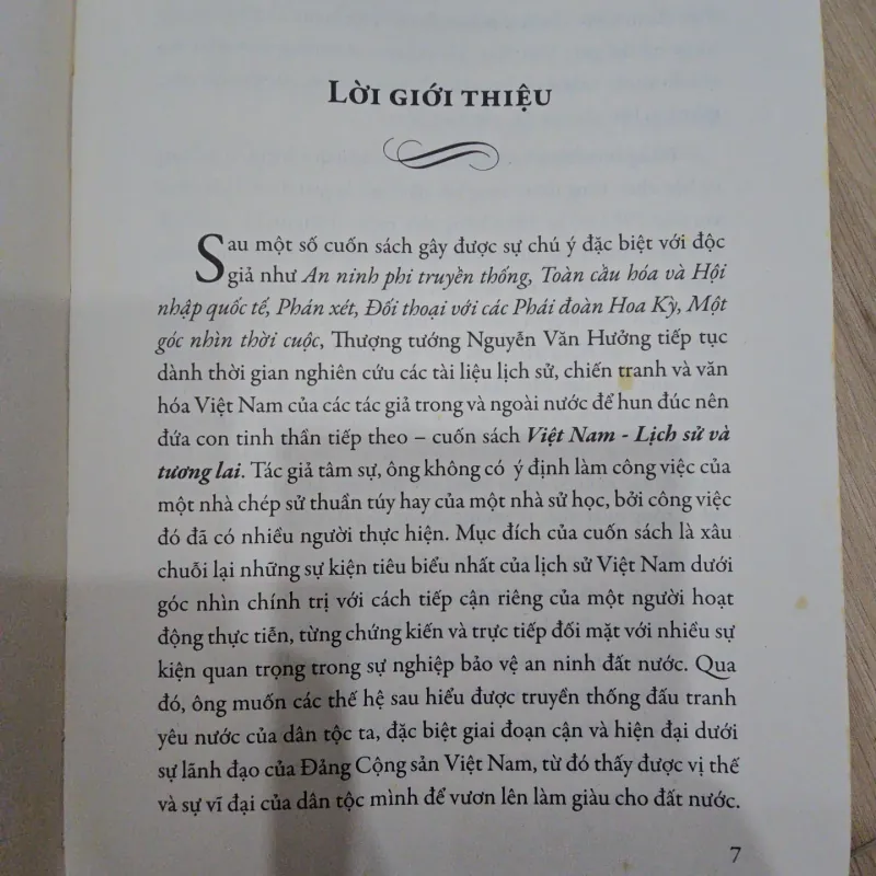 Việt Nam Lịch sử và tương lai - Nguyễn Văn Hưởng 1029528