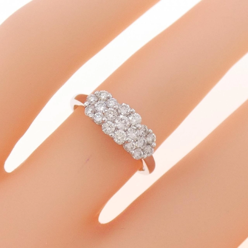 Nhẫn kim cương hoa K18WG 0.50CT 669694