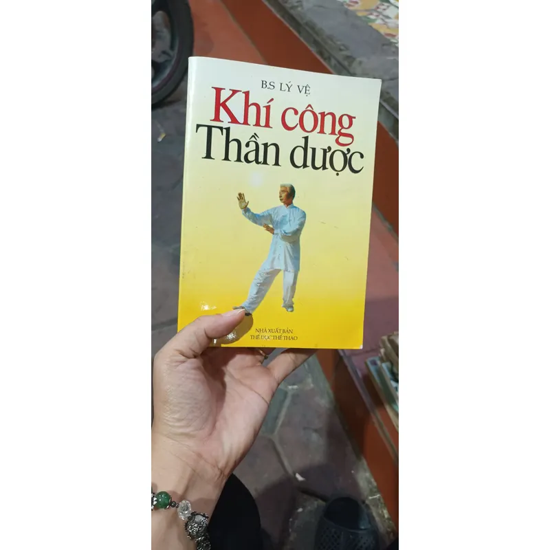 Khí Công Thần Dược- B.S Lý Vệ 605225