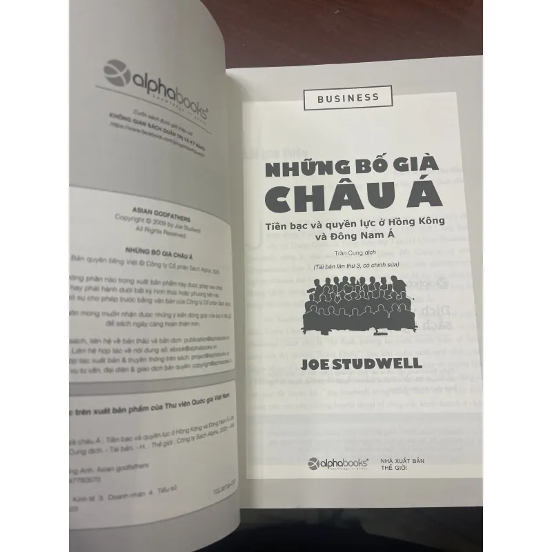 NHỮNG BỐ GIÀ CHÂU Á - JOE STUDWELL 935324