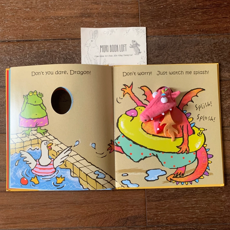 Sách rối tay Don't You Dare, Dragon! [With Dragon Finger Puppet], Used, Bìa cứng, 0-3t 498818