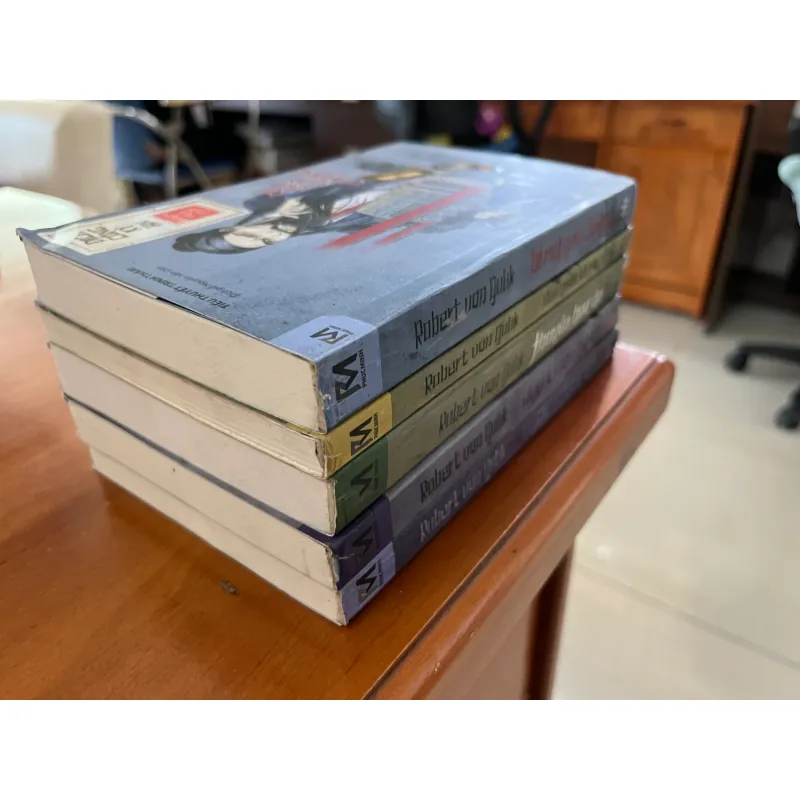 Sách Tiểu thuyết Truyện Robert van Gulik Dịch Quán Tử Ma, Thuyền Hoa Ấn, Ngụy Châu Úc, Ngục Xuyên Tin 747678