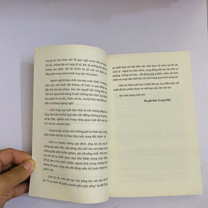 Bão ngẫm - Đào Trung Hiếu 1046383