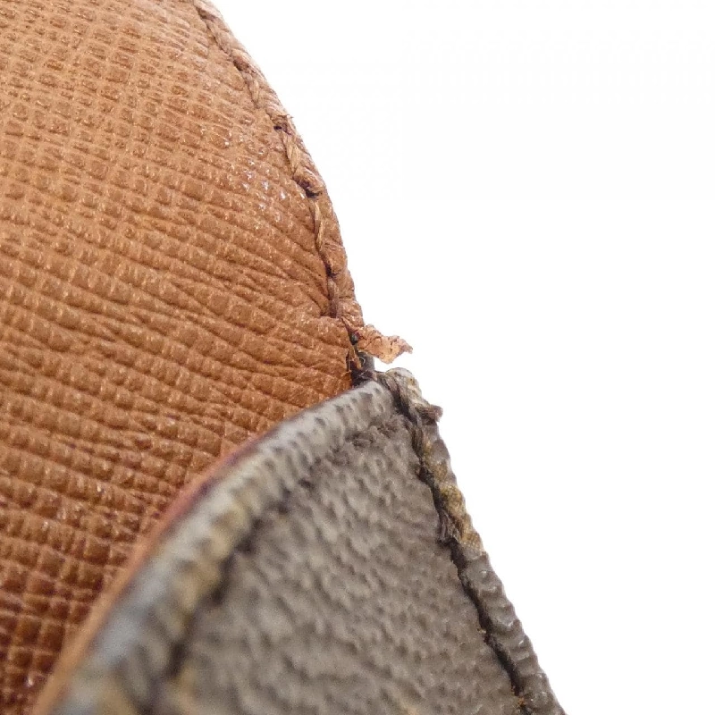 Túi đeo vai Louis Vuitton Monogram Cartsier 26cm M51252 612035