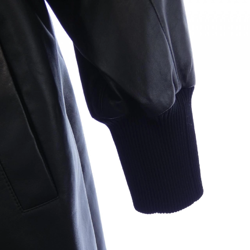 【Mã giảm giá】Áo khoác da PRADA 641267