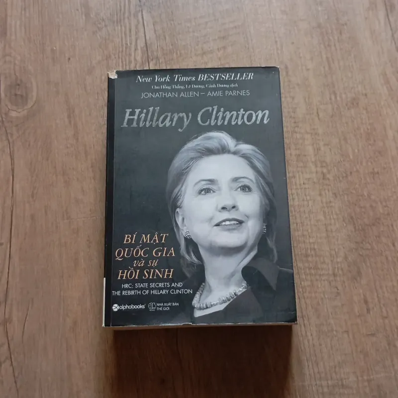 Hillary Clinton Bí mật quốc gia và sự hồi sinh  697970
