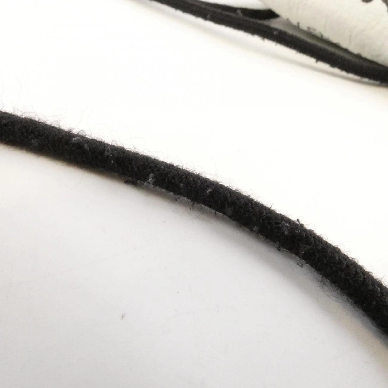 Túi đeo vai GRAFFITI EXPLORER POUCH STRAP 532298 0FEN5 của Balenciaga - Hàng hiệu Chính hãng 802176