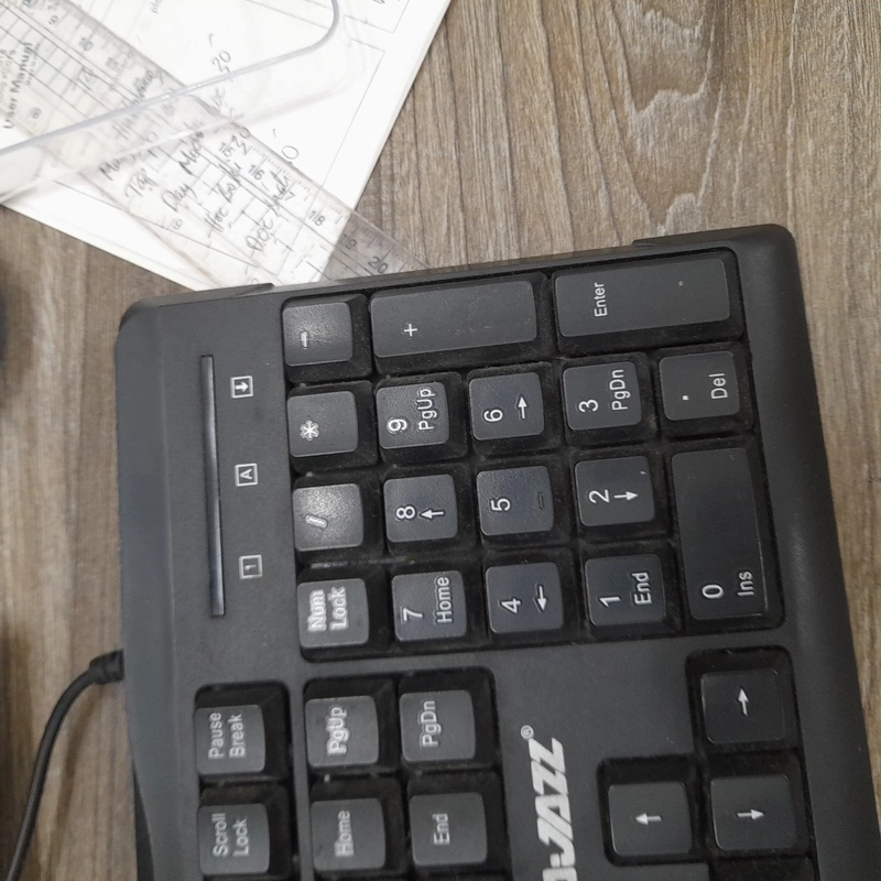 Bàn phím máy tính Ajazz có phím số tách riêng 543170