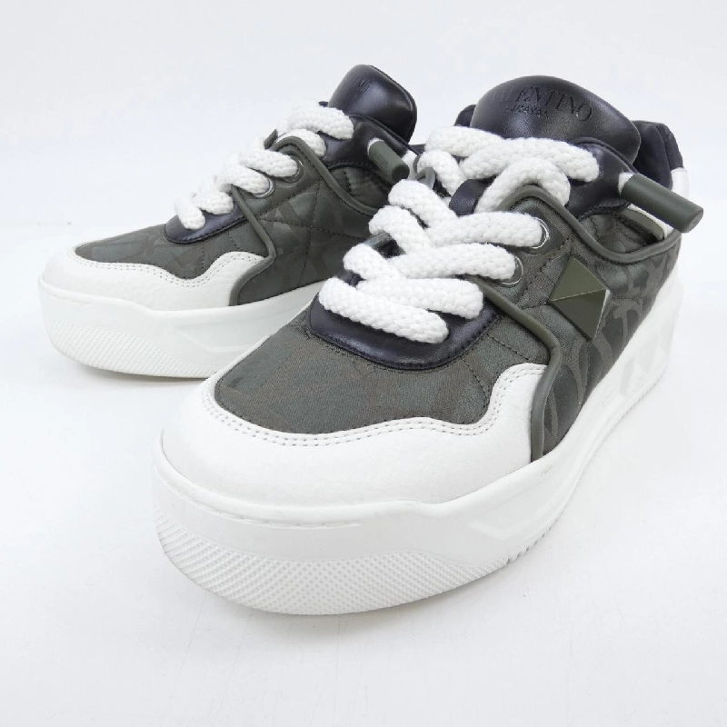 Giày thể thao VALENTINO S5G37Y2 - Hàng hiệu Authentic 903584