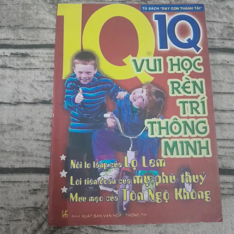 IQ vui rèn trí thông minh. Biên soạn Phương Linh Quế Quỳnh.  605194