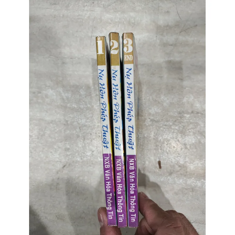 Truyện tranh Nụ hôn phép thuật 548268