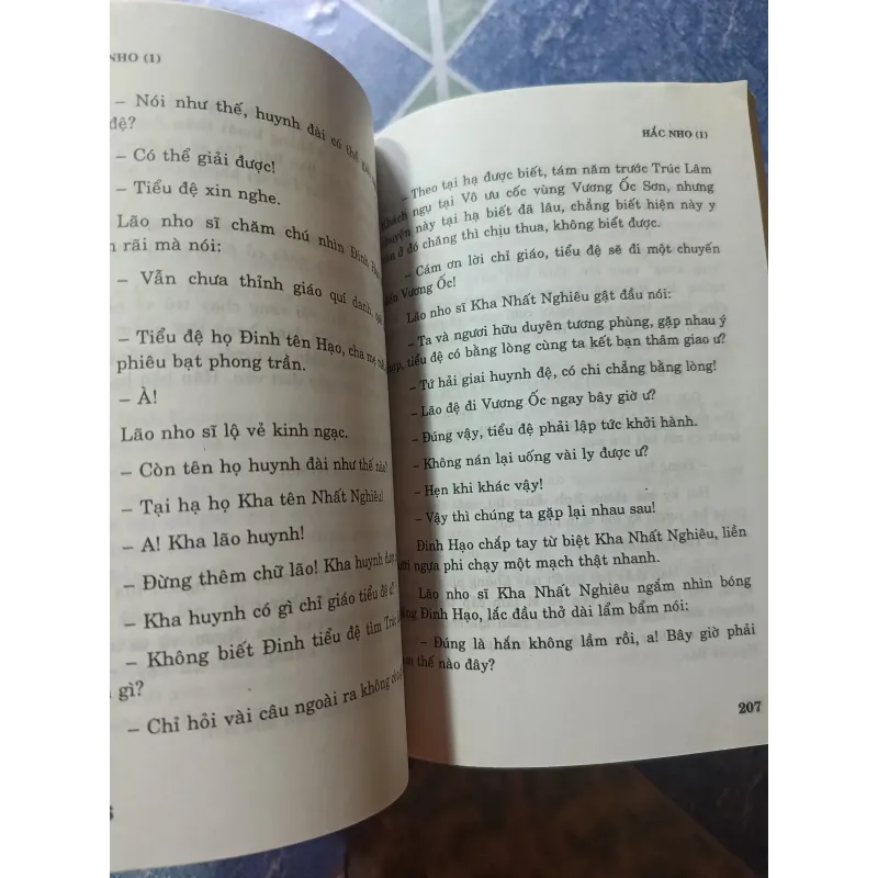 Hắc nho ( 6 tập) - Ngọa Long Sinh 1017938