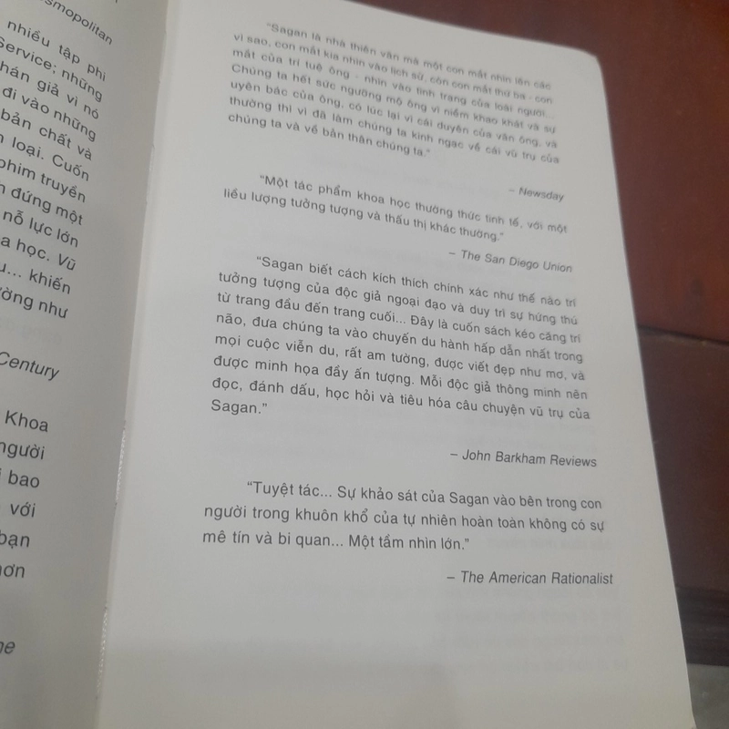 Carl Sagan - VŨ TRỤ, sự tiến hóa, sự sống và nền văn minh 525334