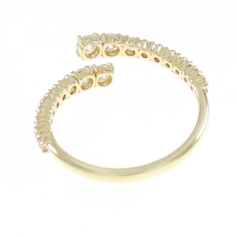 【Sản phẩm mới】Nhẫn kim cương K18YG 0.63CT 673025