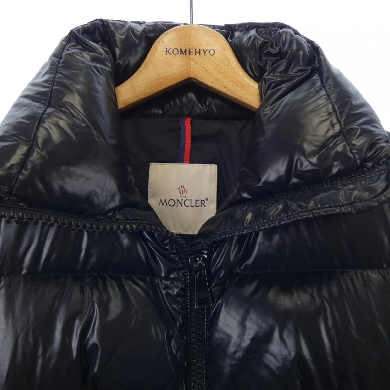 Áo khoác lông vũ MONCLER 636713