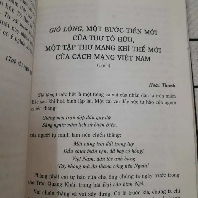 TỐ HỮU thơ và Cách Mạng. Giáo sư Phong Lê. Xb Trẻ 2003 607279