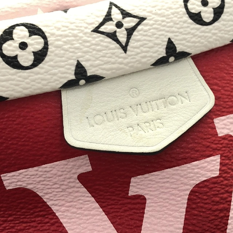 Túi đeo chéo Louis Vuitton Monogram Giant Bum Bag M44575 - Hàng hiệu Chính hãng 801220