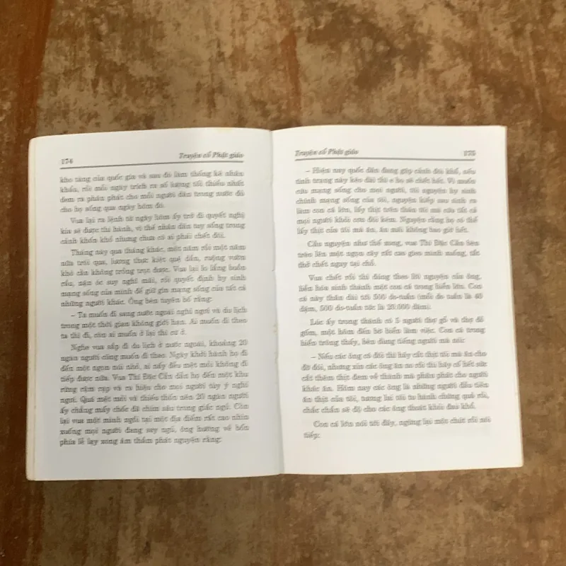 TRUYỆN CỔ PHẬT GIÁO  1018606