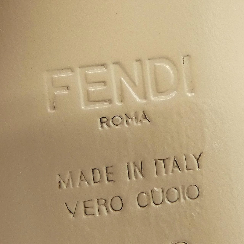 Giày bốt FENDI 658712