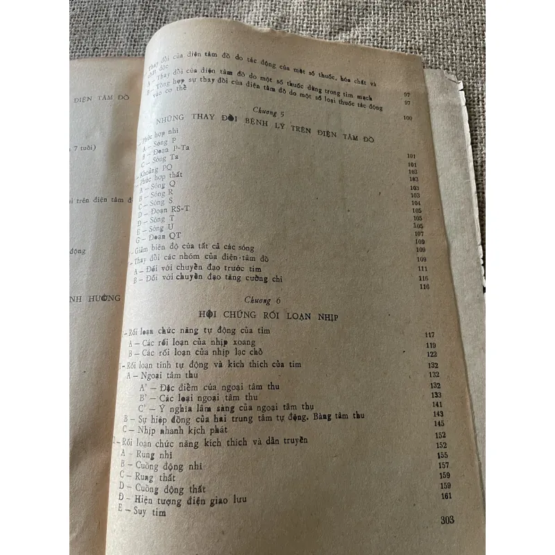 Điện tâm độ trong sinh lý và bệnh lý , Bác sĩ LÊ MINH Bác Sĩ NGUYÊN MẠNH HÙNG 796436
