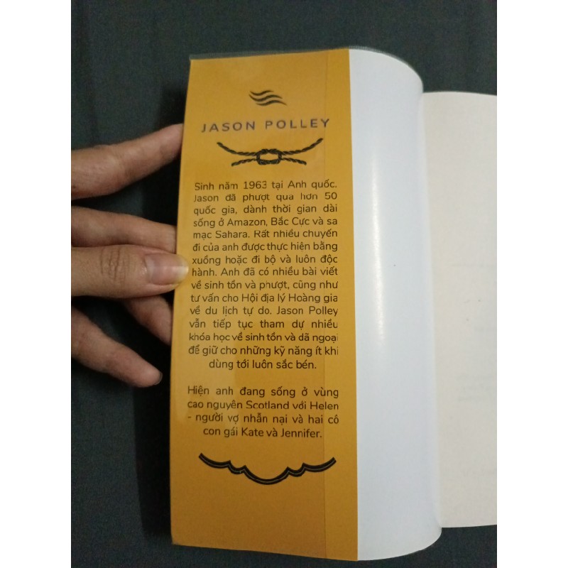 Sách Cẩm nang sinh tồn 20923