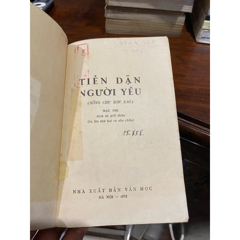 TIỄN DẶN NGƯỜI YÊU - XỐNG CHỤ XON XAO, BÌA VĂN CAO (XB 1973) 495544