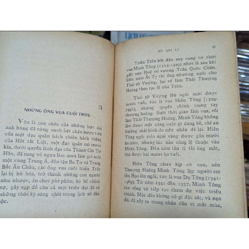 Hồ Quý Ly nhân vật lỗi lạc nhứt thời đại từ đông sang tây - Quốc Ấn 452705