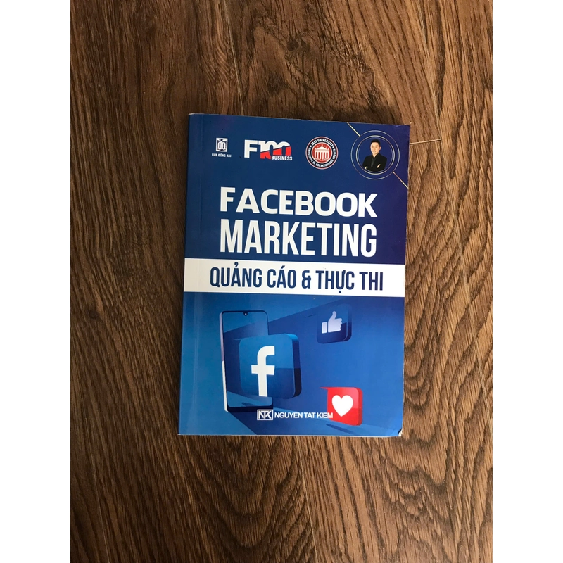 Sách facebook marketing quảng cáo và thực thi 273668