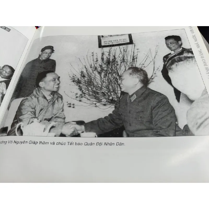 Bác Hồ và các đồng chí lãnh đạo Đảng, Nhà Nước với báo chí - Báo cựu chiến binh Việt Nam 698089