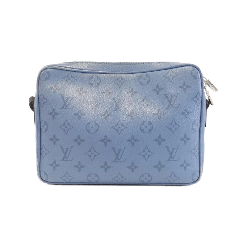 Túi đeo chéo ngoài trời Louis Vuitton Taiga Lama M30749 - Hàng hiệu Chính hãng 768871
