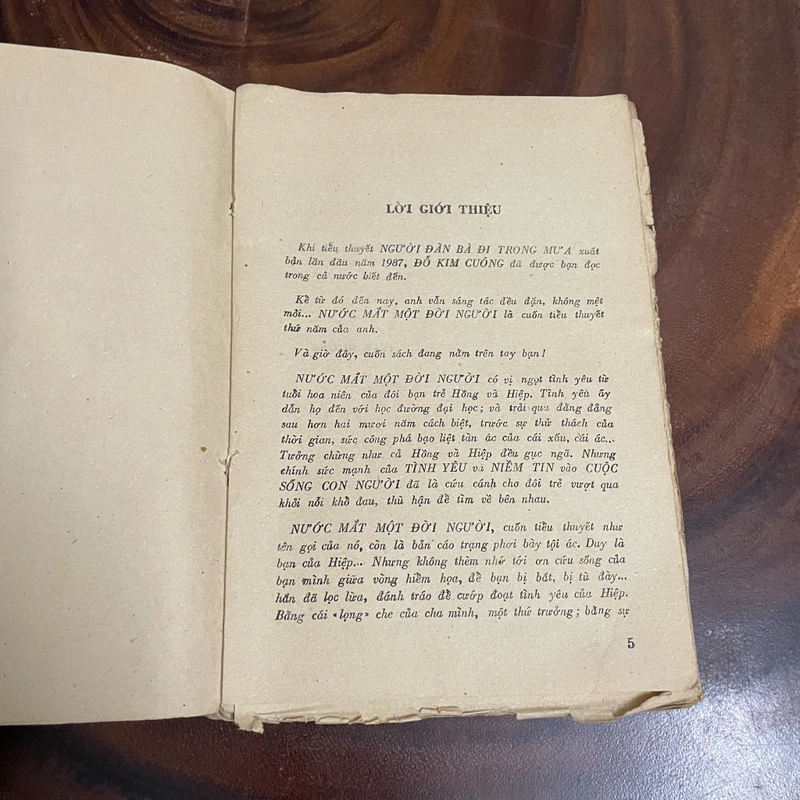 II Tựa sách: Nước Mắt Một Đời Người - Đỗ Kim Cuông - 1989 462828