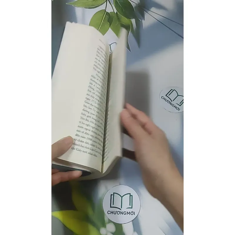 Chân dung cuộc sống - Những tác phẩm được giải tạp chí nhà văn & cuộc sống 688586