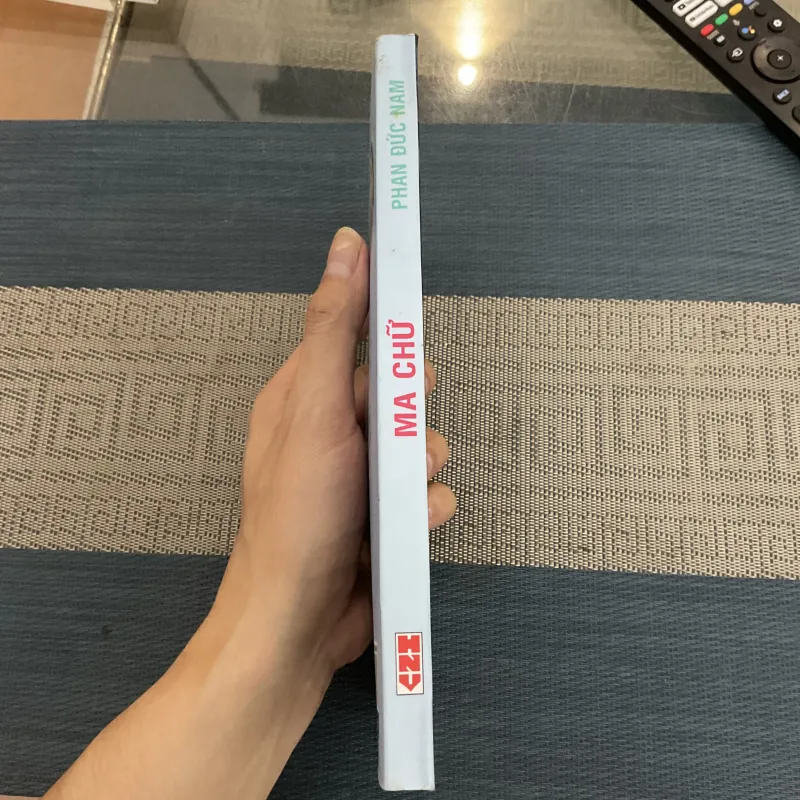 [TRUYỆN NGẮN] Ma chữ - Phan Đức Nam 780644