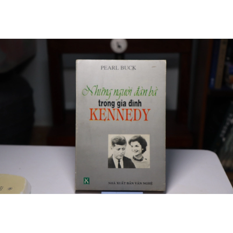 NHỮNG NGƯỜI ĐÀN BÀ TRONG GIA ĐÌNH KENNEDY 1996 464483