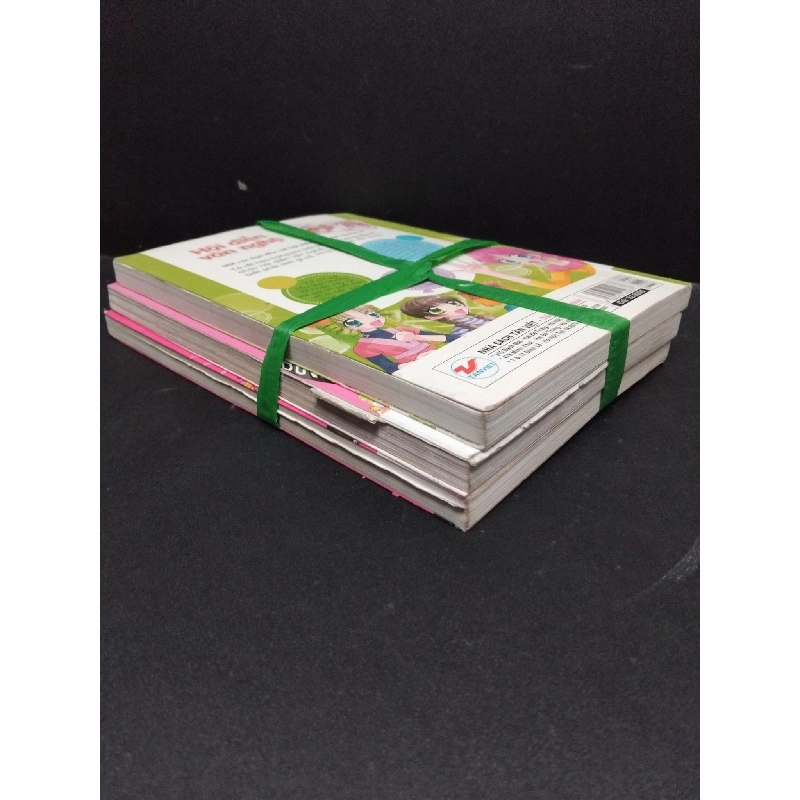 Bộ 3 cuốn Candy book mới 80% ố HCM1008 Dream Cartoon TRUYỆN TRANH 916644