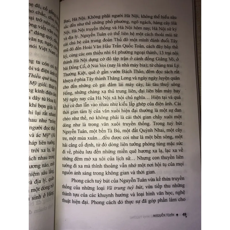 Tác phẩm trong nhà trường Nguyễn Tuân - NXB Văn Học 934866