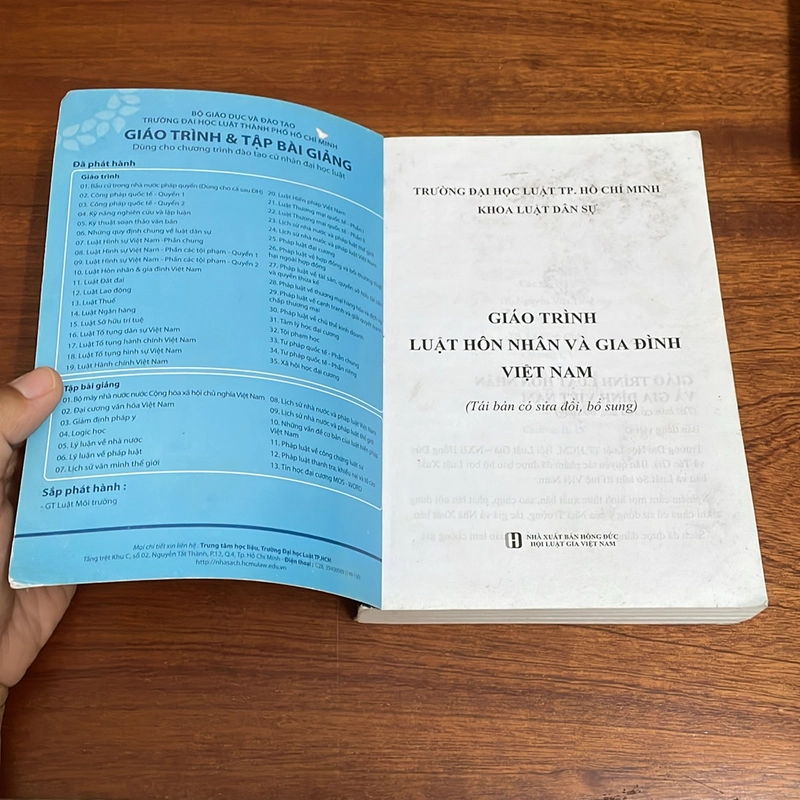 II Sách Pháp Luật: Giáo Trình _ Luật Hôn Nhân Và Gia Đình Việt Nam - 2019 507859